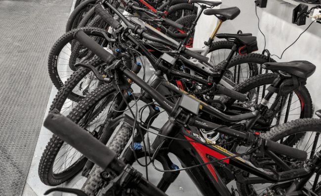 Rent City Bike Granada at Andalucía Ebikes shop